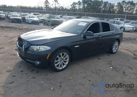 2013 BMW 528I xDrive из США, поврежденный, VIN WBAXH5C52DD107977